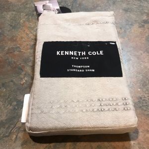 Kenneth Cole Thompson standard sham